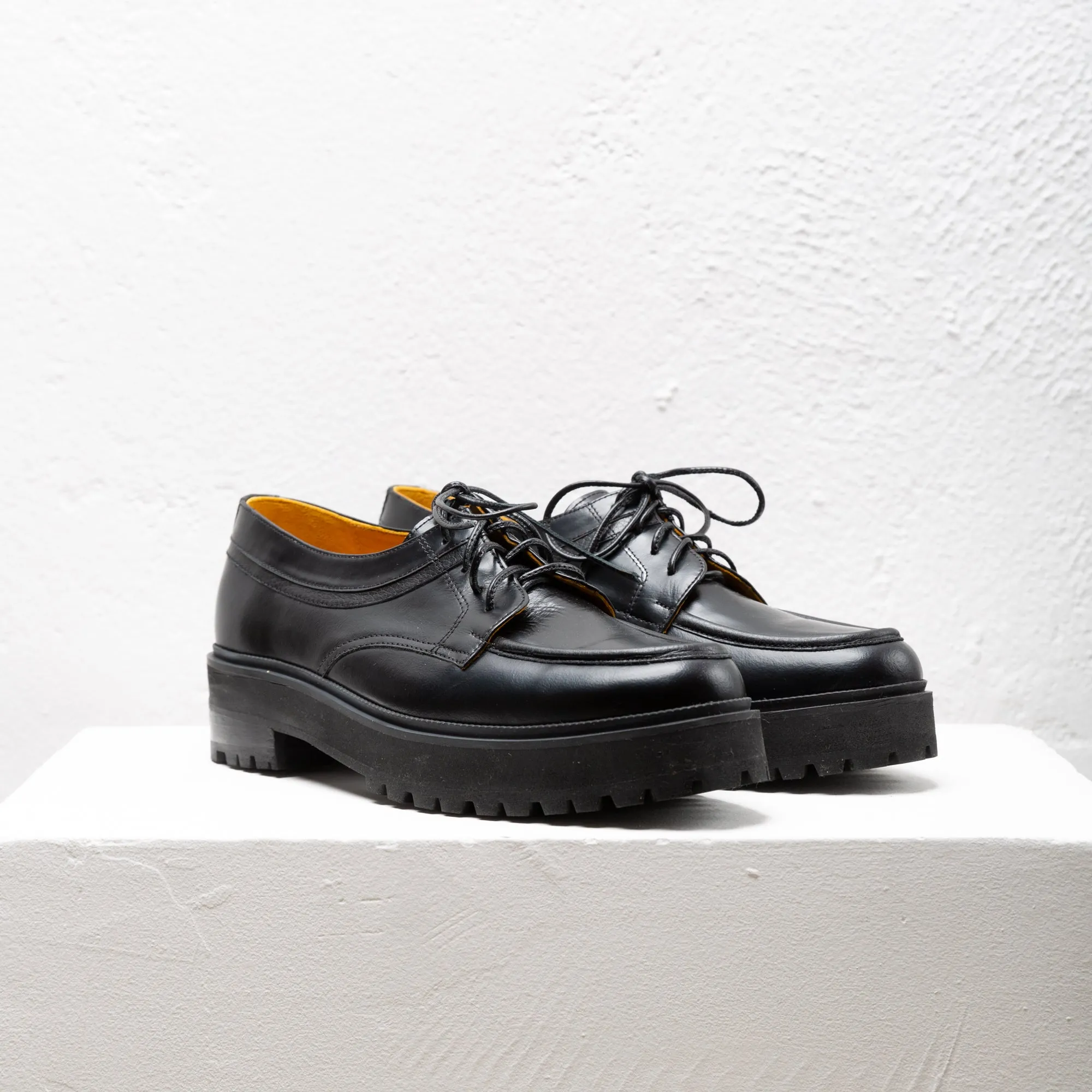 Catarina Black Loafer