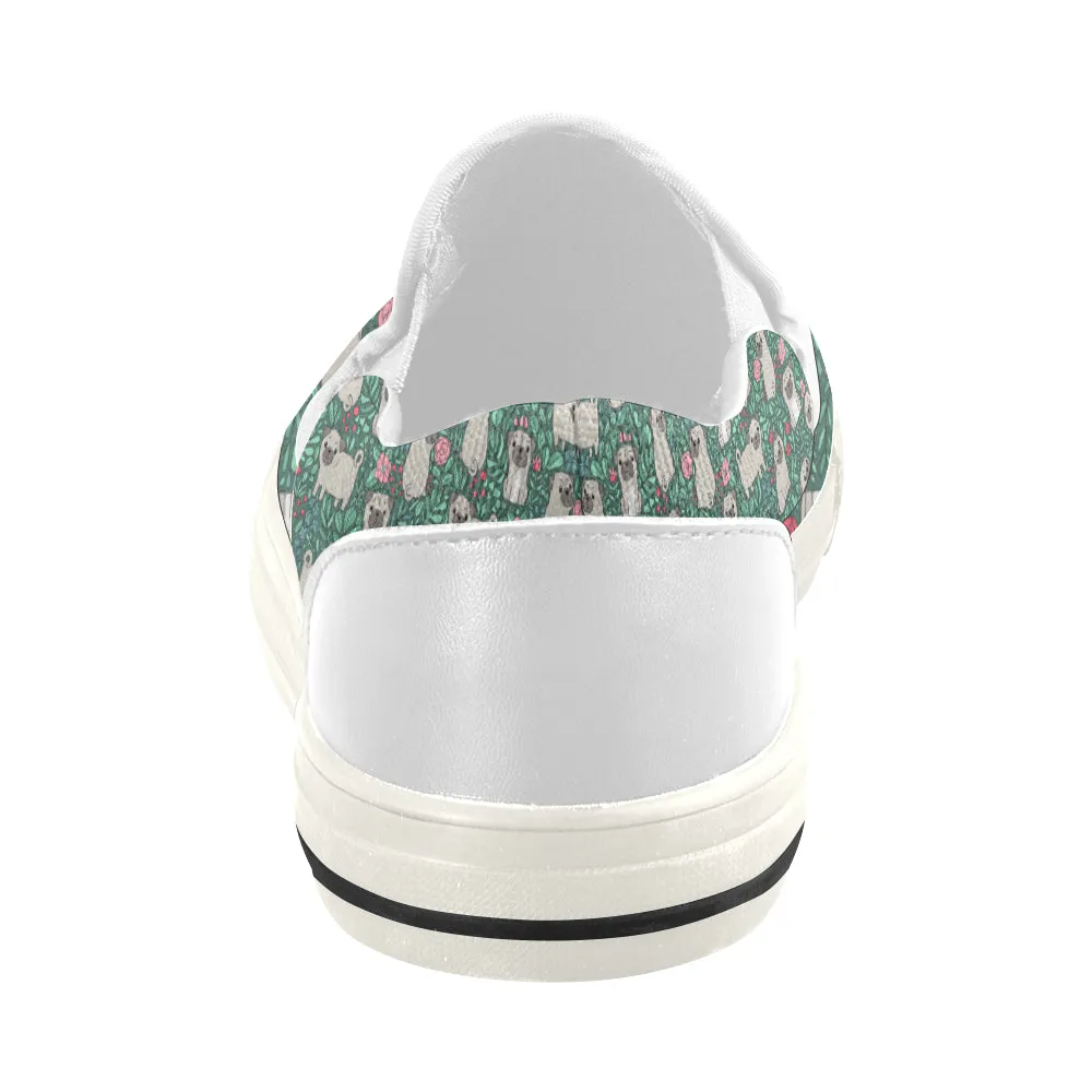 Green Pug Women's Slip-on Canvas Shoes